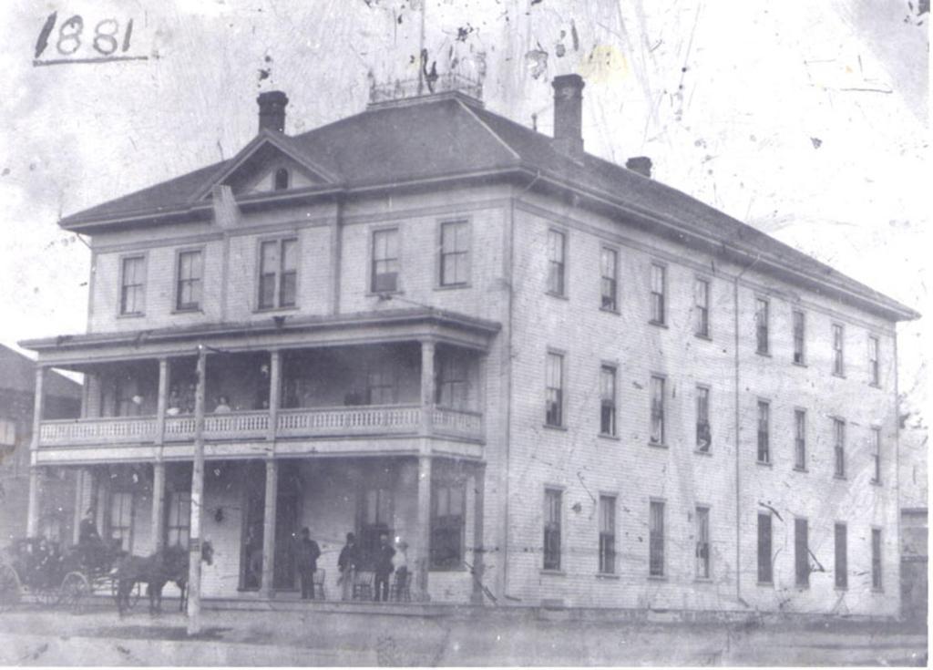 Kennedy Inn St. Andrews By The Sea Exterior photo