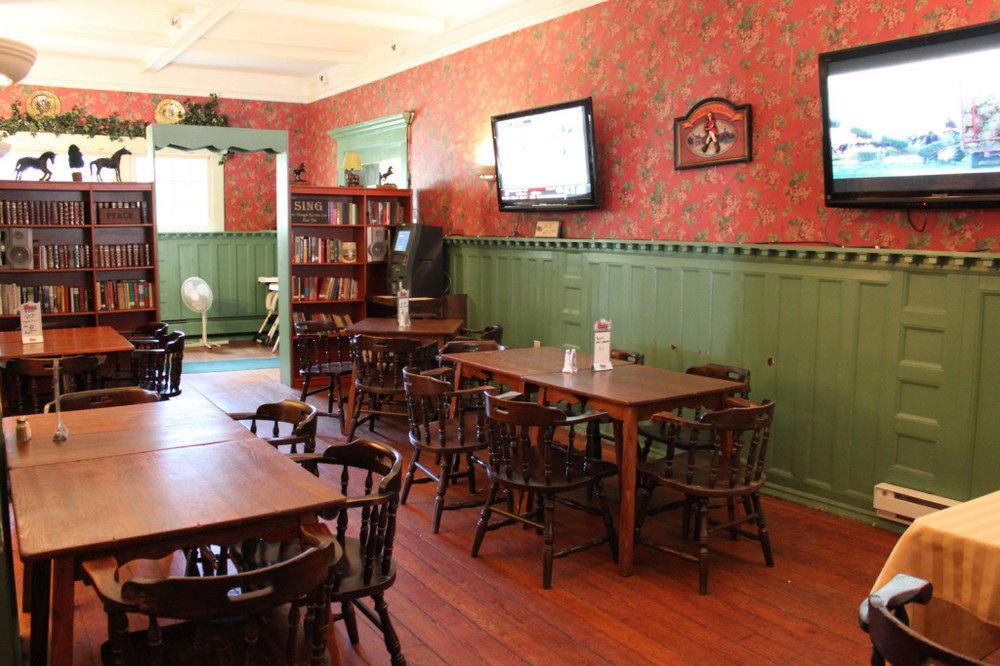 Kennedy Inn St. Andrews By The Sea Exterior photo