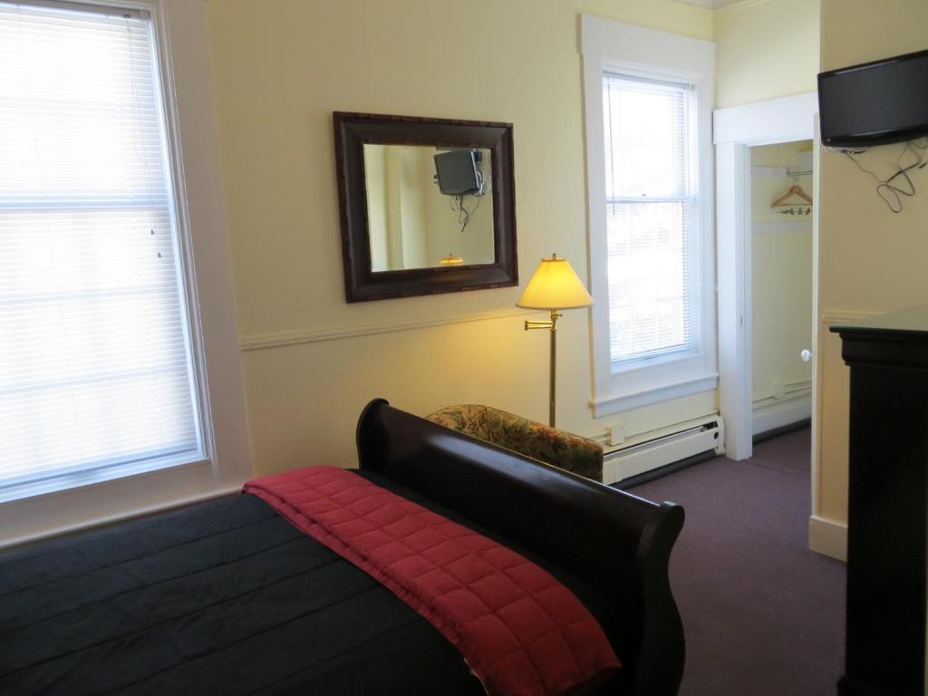Kennedy Inn St. Andrews By The Sea Room photo